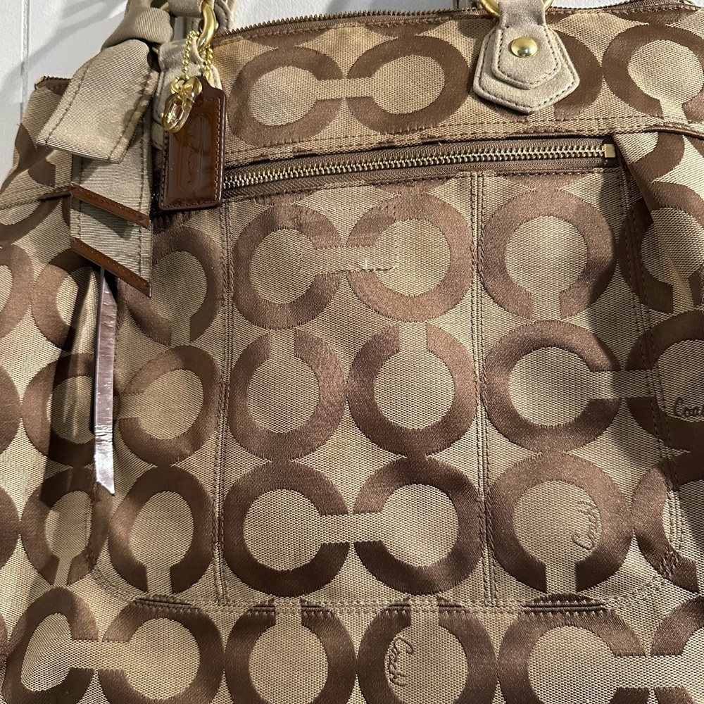 Vintage Coach Brown and Tan Shoulder Bag - Picture 2 of 3